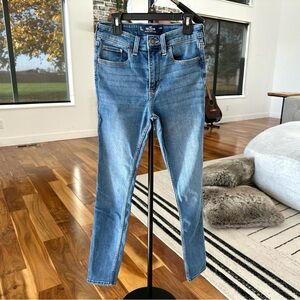 Hollister High Rise Super Skinny Jeans